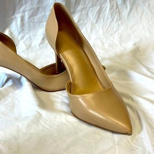 Kelly & Katie pumps